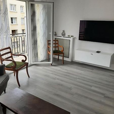 Appartement Cosy De Centre Ville Charenton-le-Pont Bagian luar foto