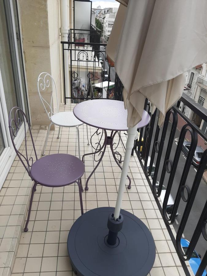 Appartement Cosy De Centre Ville Charenton-le-Pont Bagian luar foto