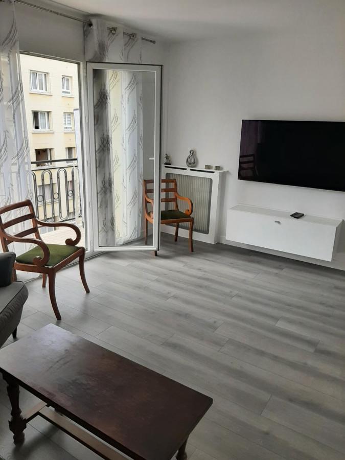 Appartement Cosy De Centre Ville Charenton-le-Pont Bagian luar foto